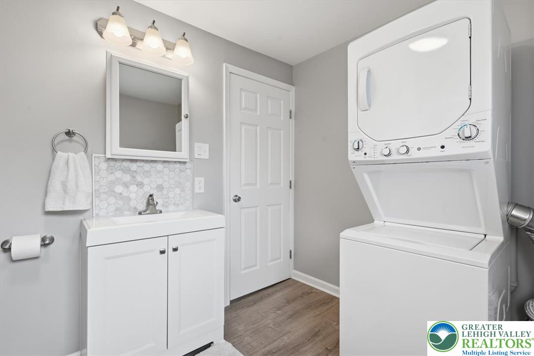 533 Patterson Street Property Photo 44