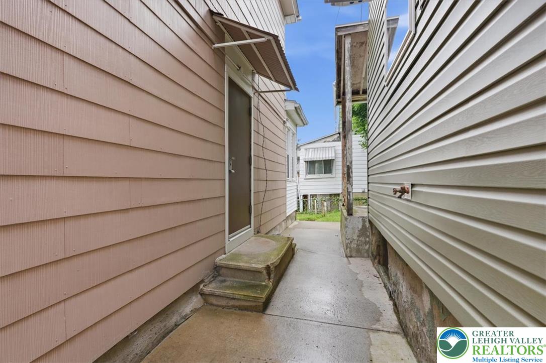 533 Patterson Street Property Photo 51