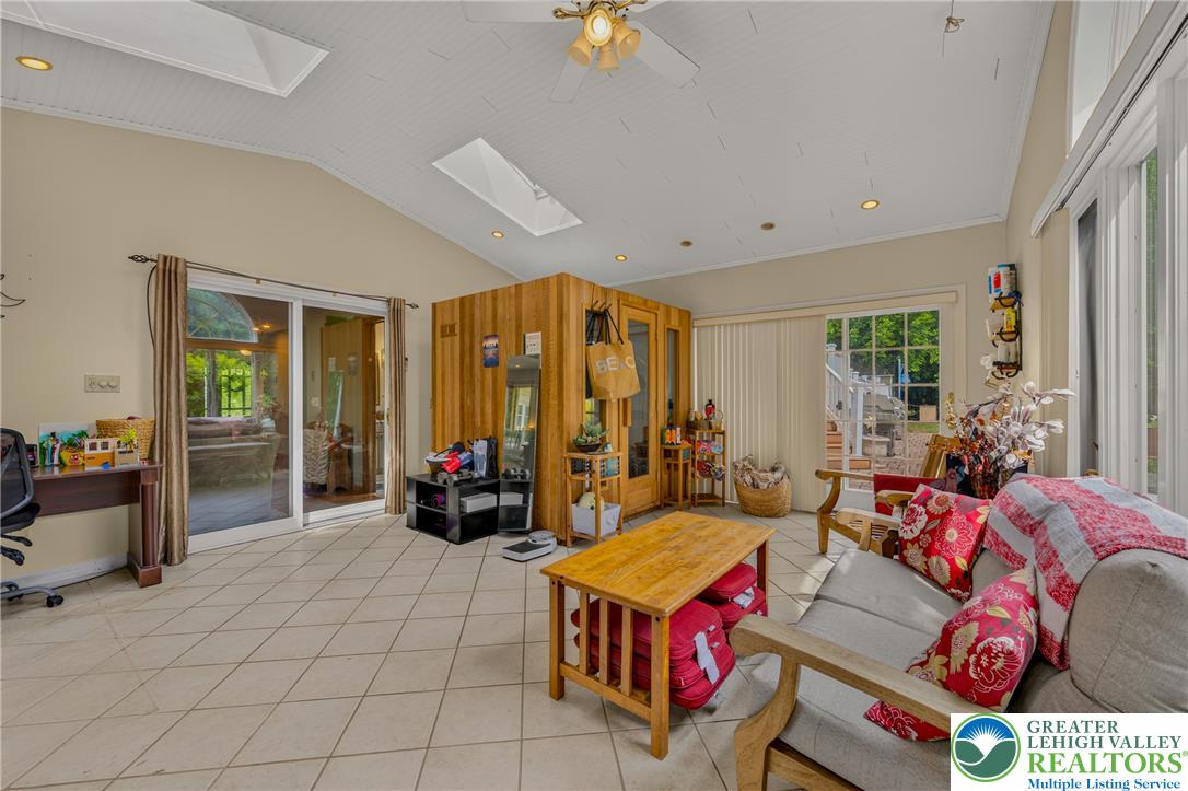 210 Frutchey Court Property Photo 15