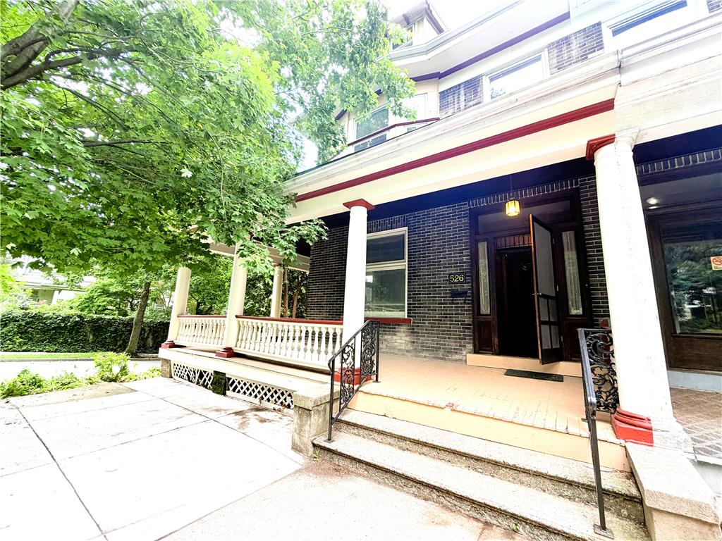 526 Seneca Street Property Photo 2