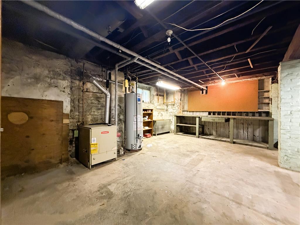 526 Seneca Street Property Photo 33