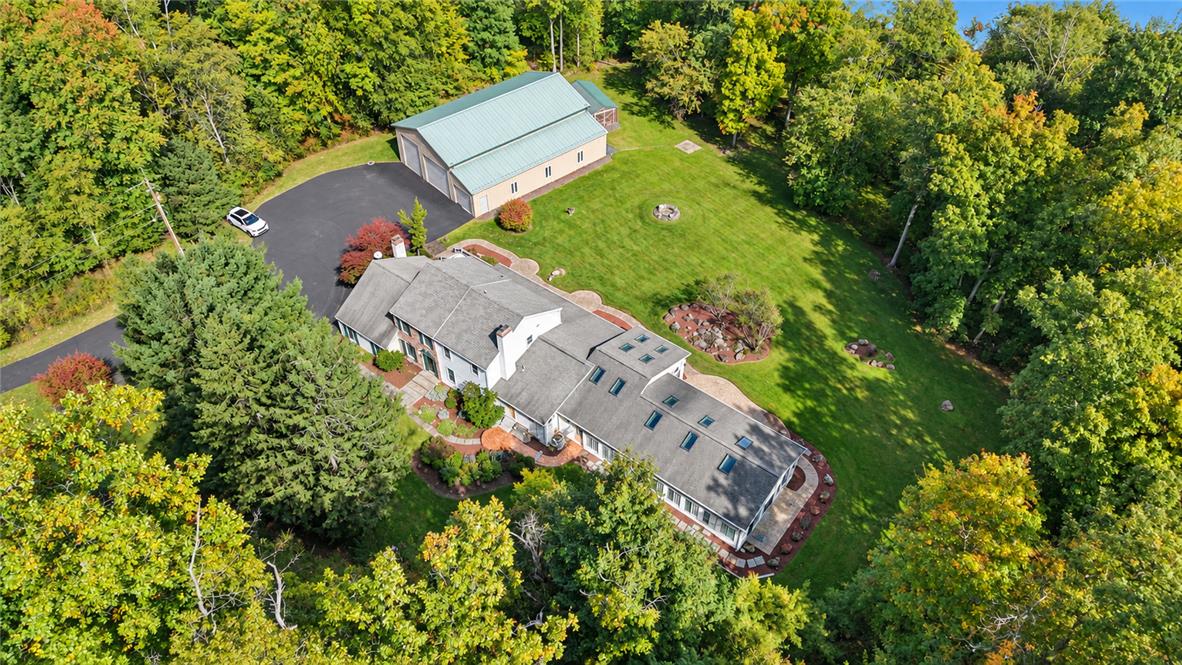 475 Crowthers Road Property Photo 6