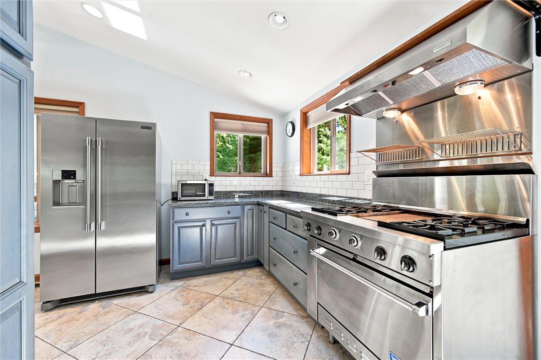 475 Crowthers Road Property Photo 16