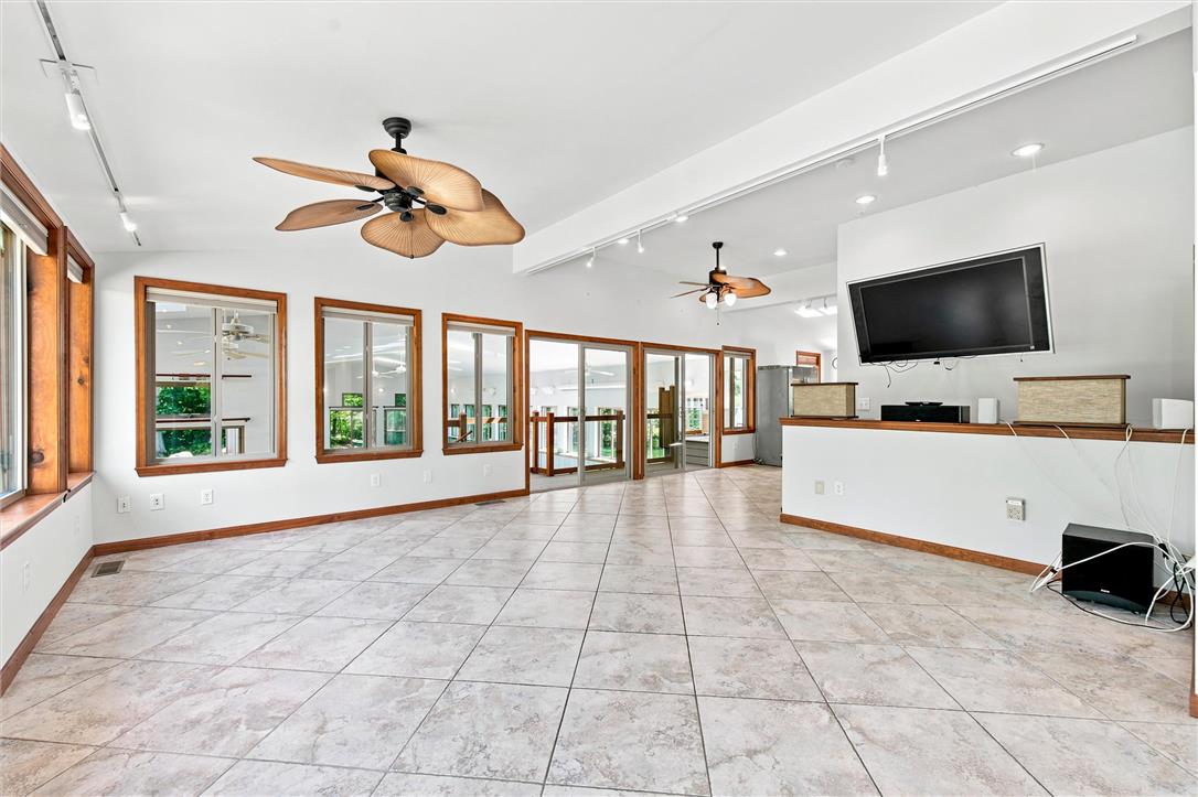475 Crowthers Road Property Photo 20