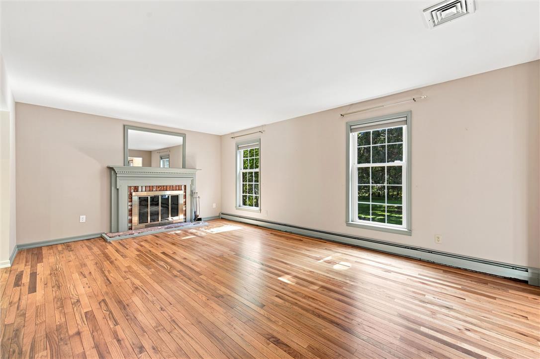 475 Crowthers Road Property Photo 28