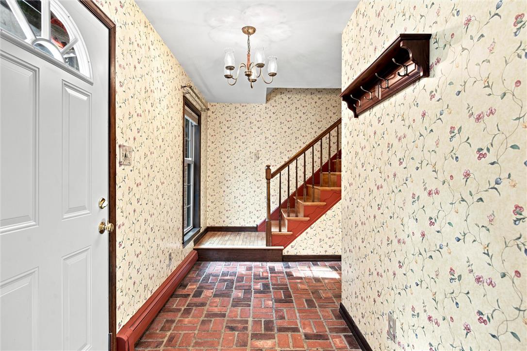 475 Crowthers Road Property Photo 30
