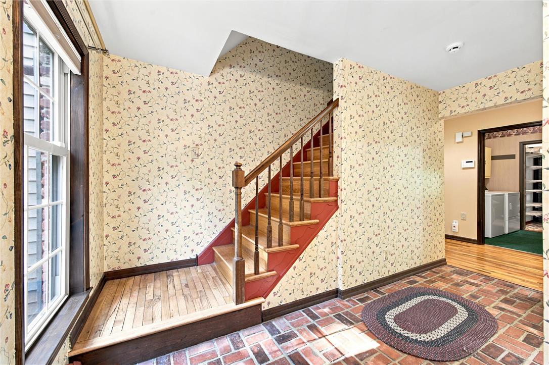475 Crowthers Road Property Photo 32
