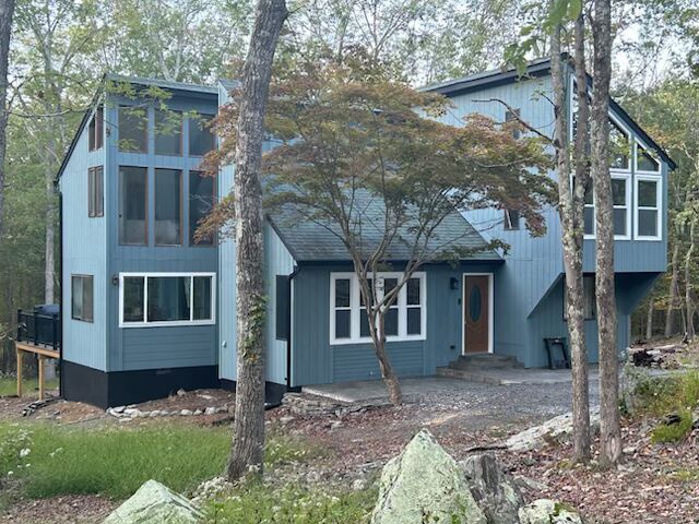 142 Saunders Drive Property Photo 1