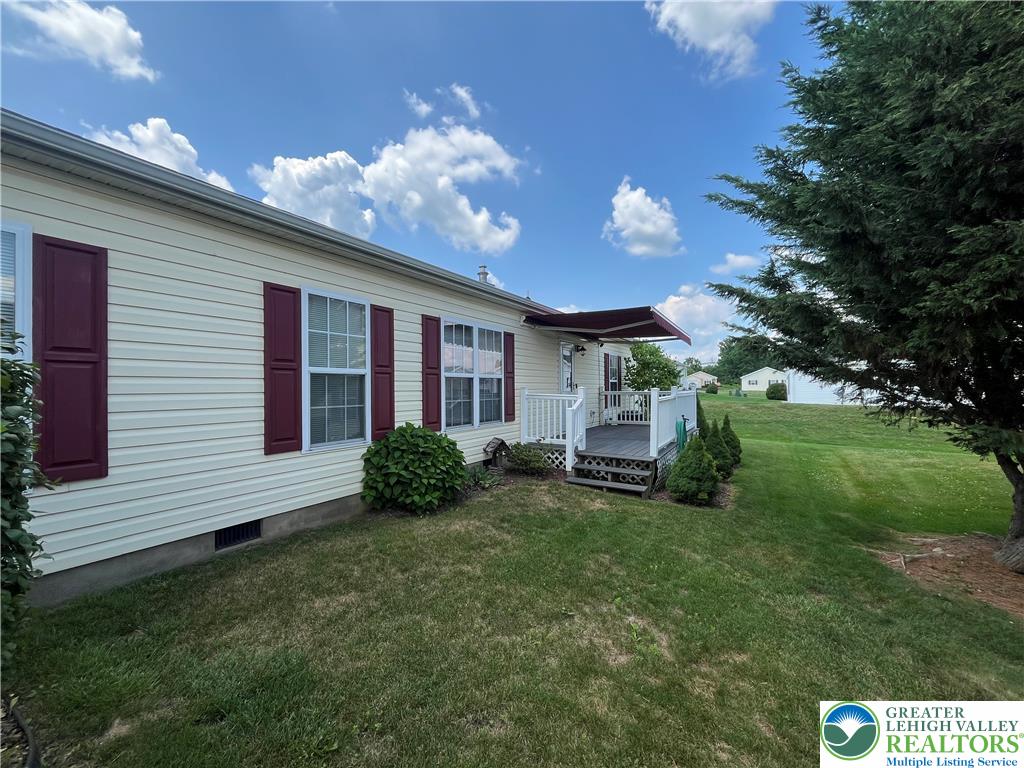 671 Kykuit Place Property Photo 2