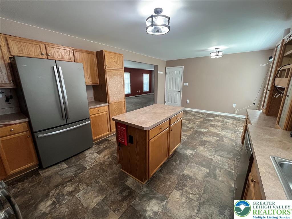 671 Kykuit Place Property Photo 7