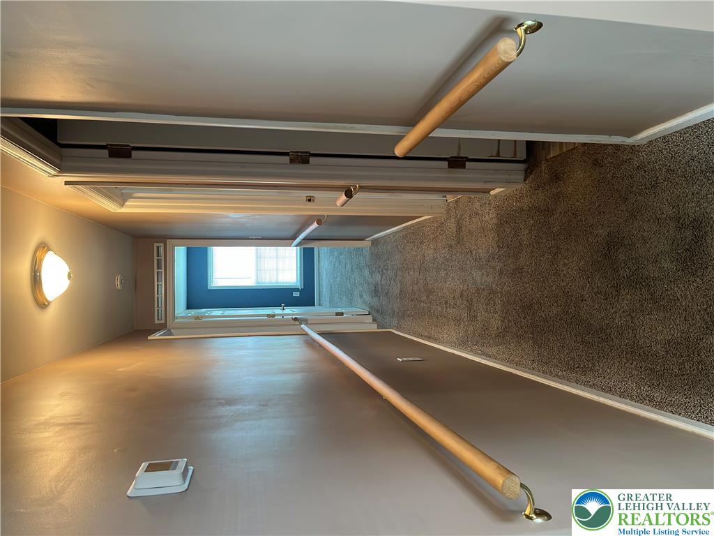671 Kykuit Place Property Photo 15