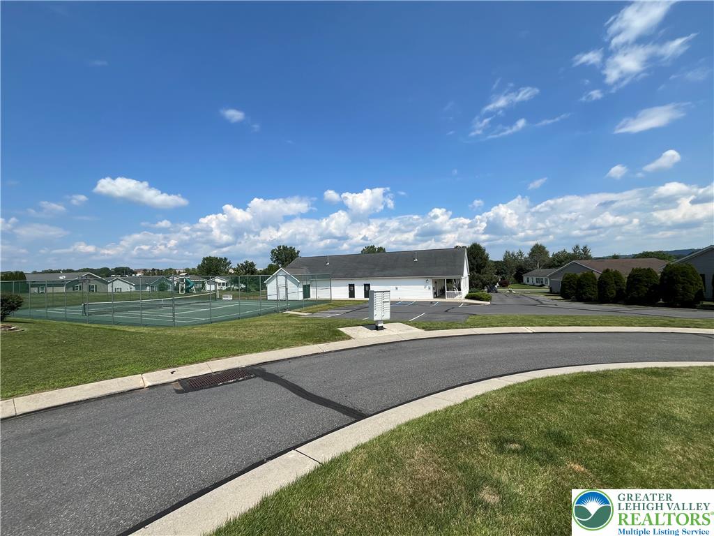671 Kykuit Place Property Photo 17