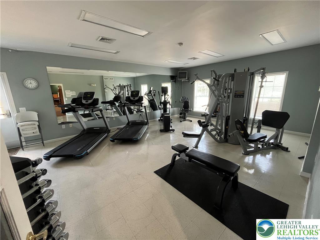 671 Kykuit Place Property Photo 20