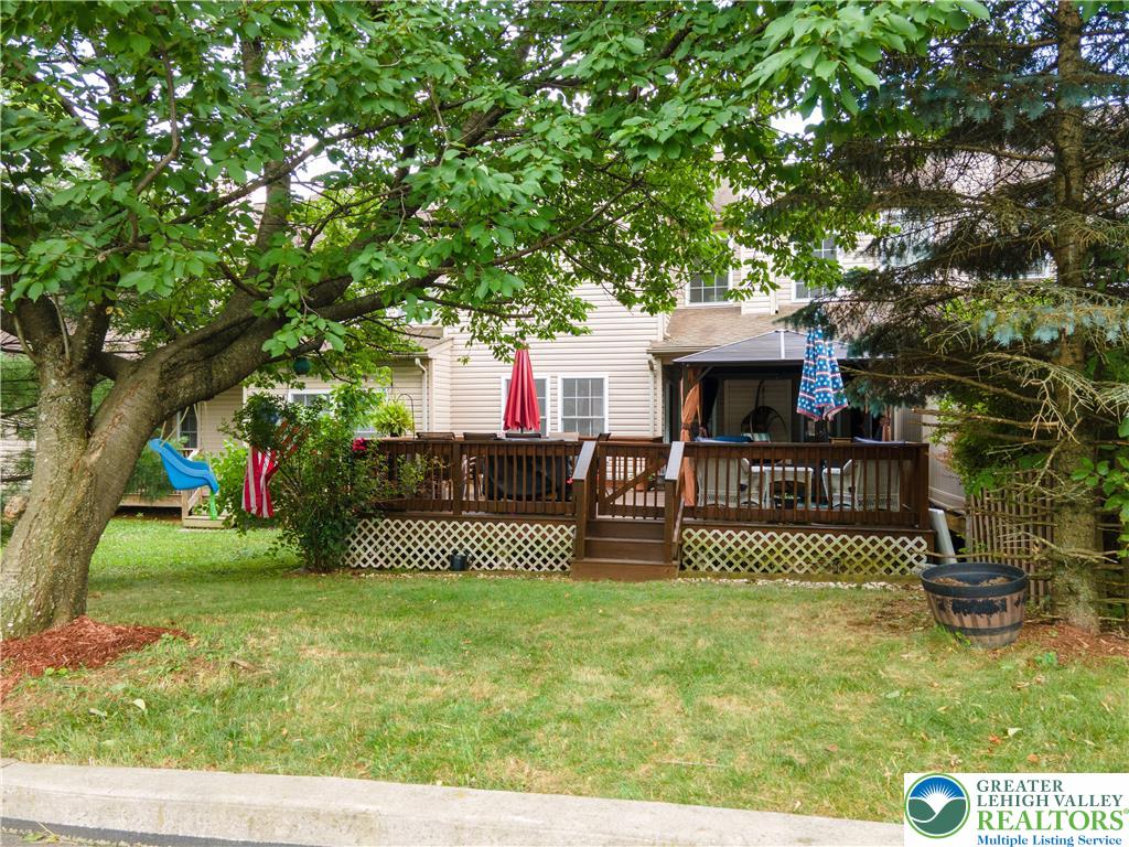 211 South Kathryn Street Property Photo 3