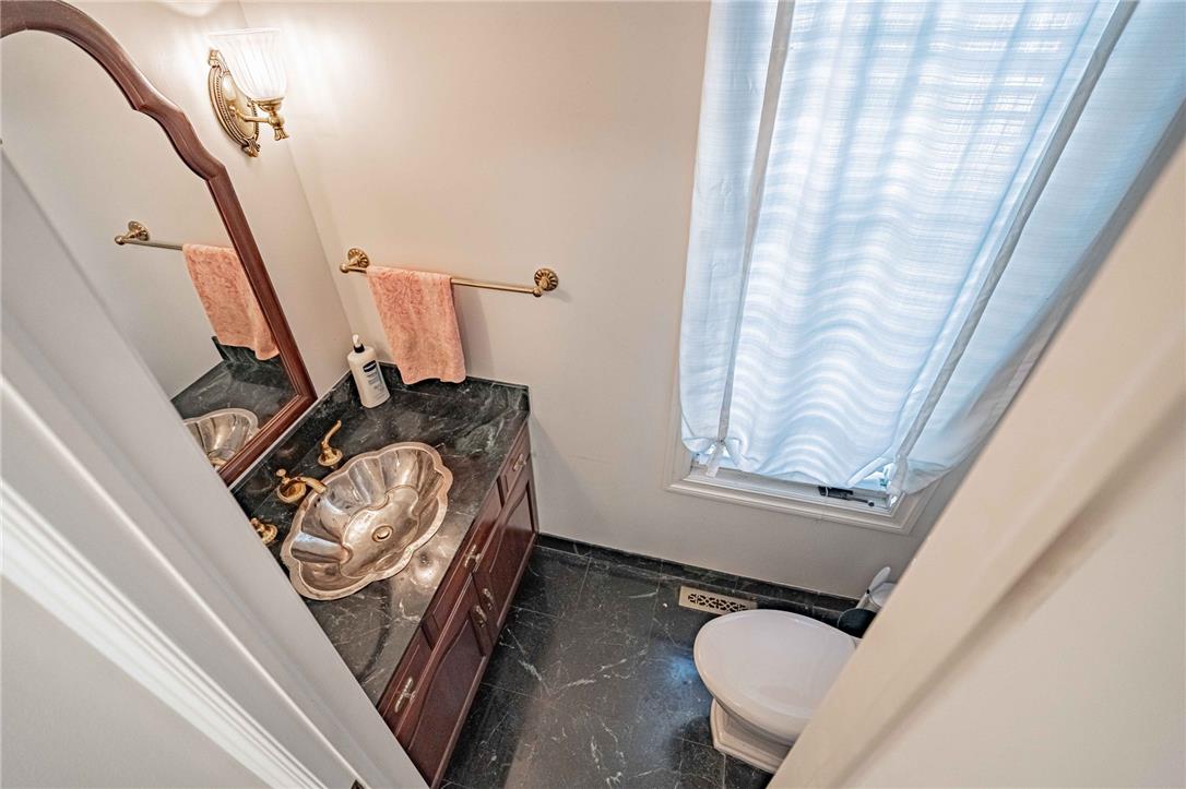 1487 Shelburne Court Property Photo 29