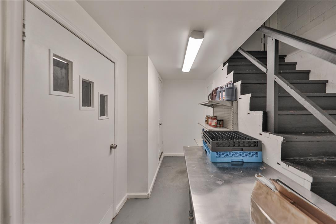 1130 Pembroke Road Property Photo 34