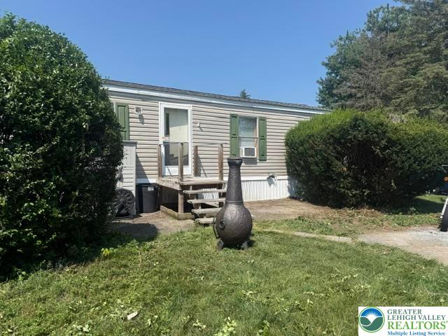 74 Easy Street Property Photo 1