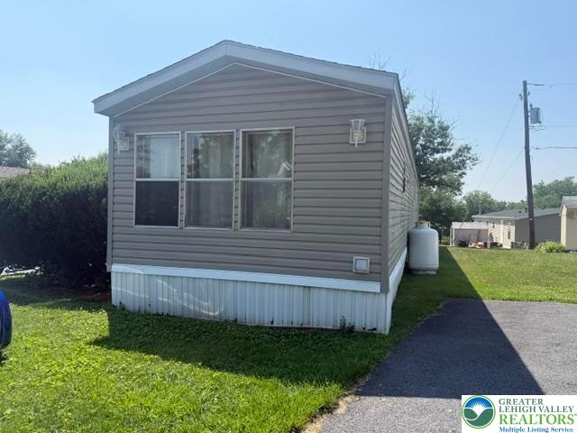 74 Easy Street Property Photo 2