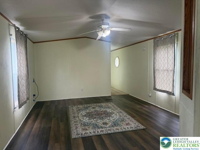 74 Easy Street Property Photo 4