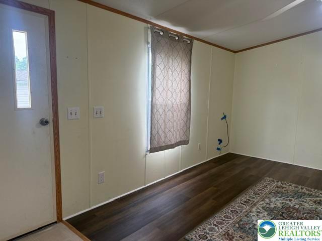 74 Easy Street Property Photo 6