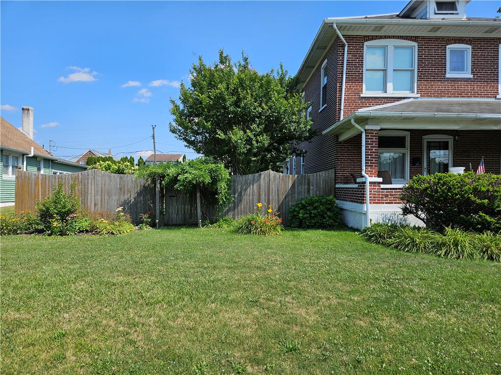 5181 Garfield Avenue Property Photo 2