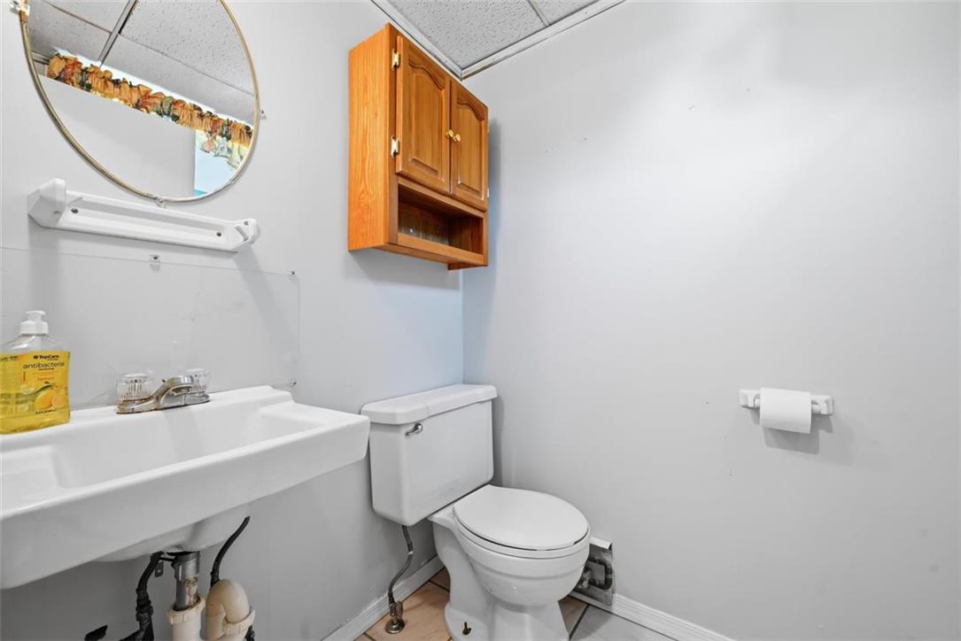 106 North Franklin Street Property Photo 22