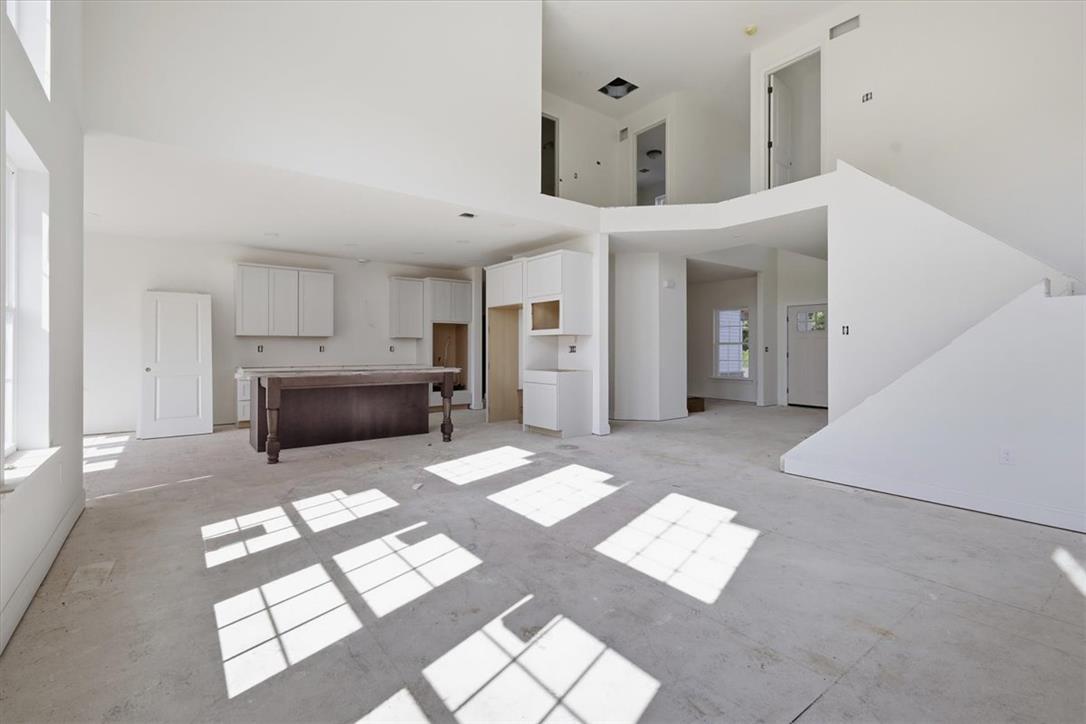 4390 Maple Street 8a Property Photo 13