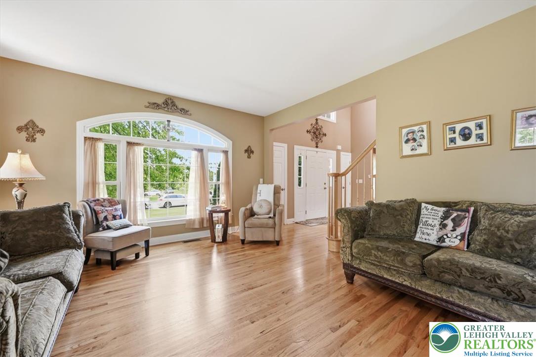4559 Oakwood Lane Property Photo 15