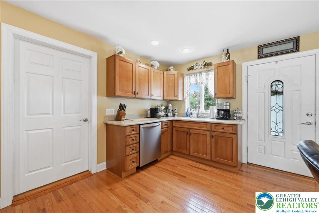 4559 Oakwood Lane Property Photo 45