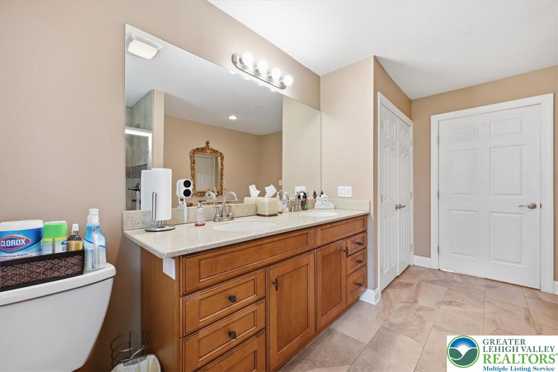 4559 Oakwood Lane Property Photo 48