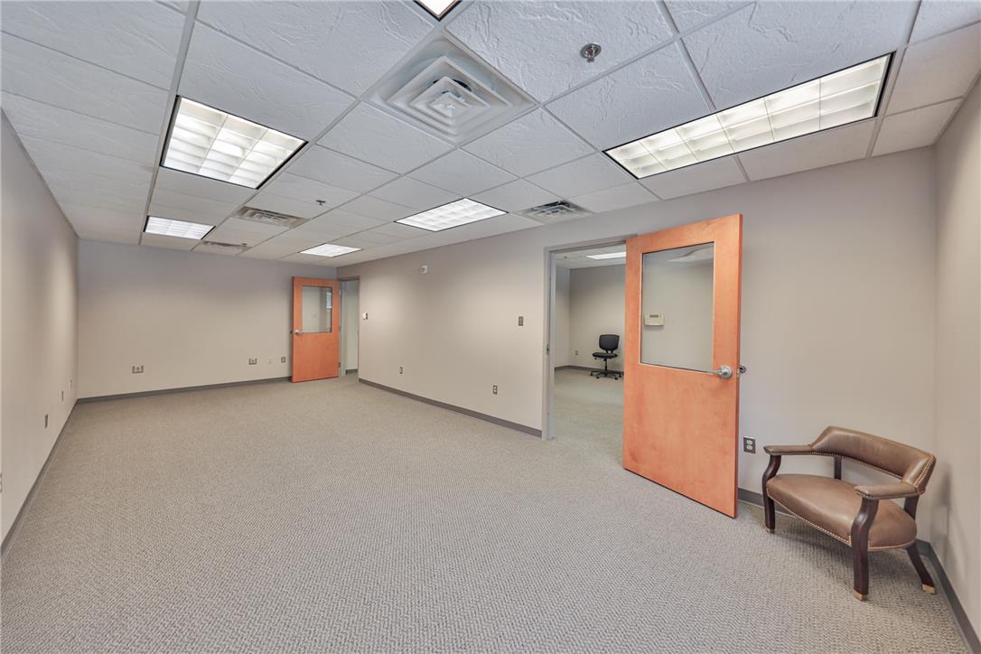 2299 Brodhead Road Suite V Property Photo 15