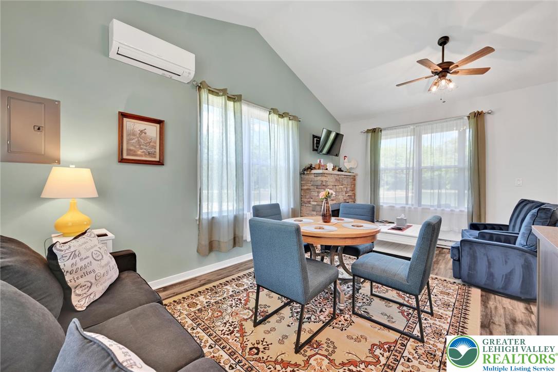 279 Greenview Drive Property Photo 46