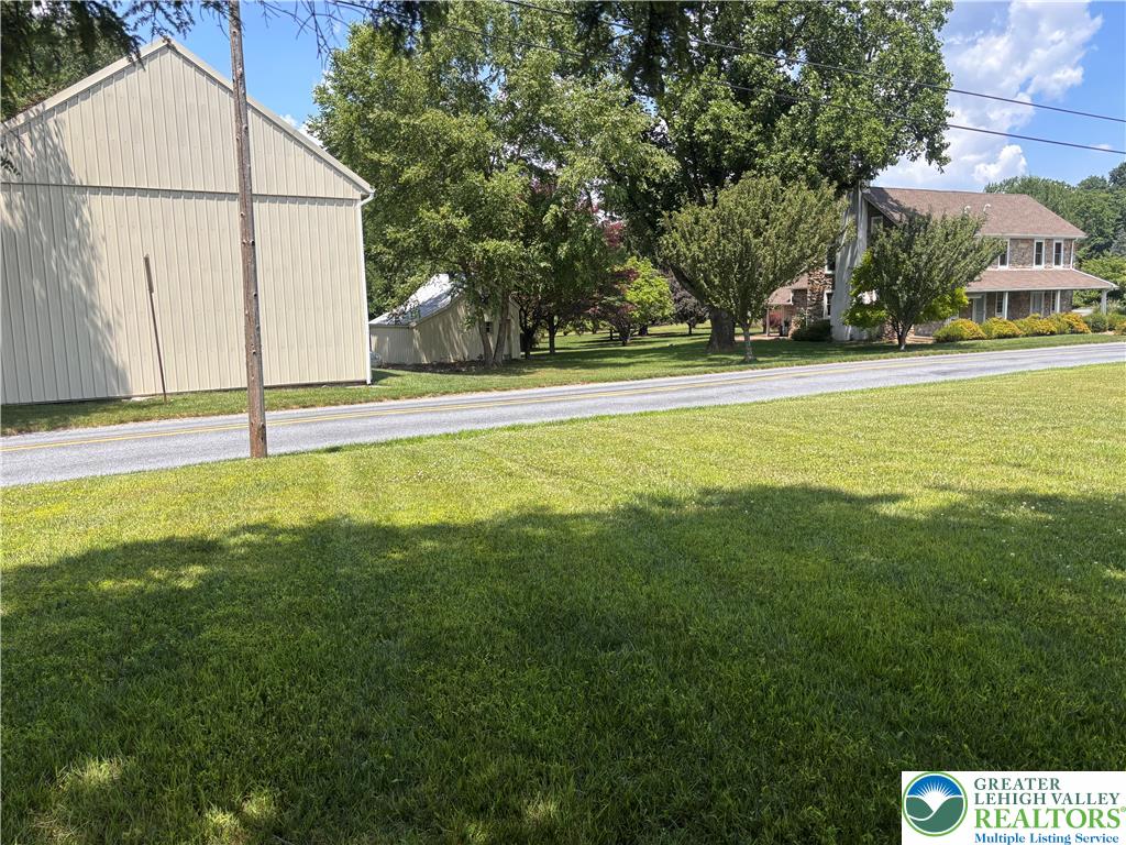 3590 Drifting Drive Property Photo 8