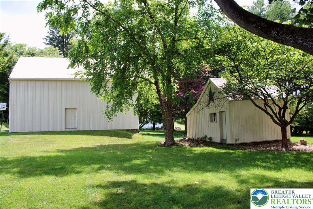 3590 Drifting Drive Property Photo 9