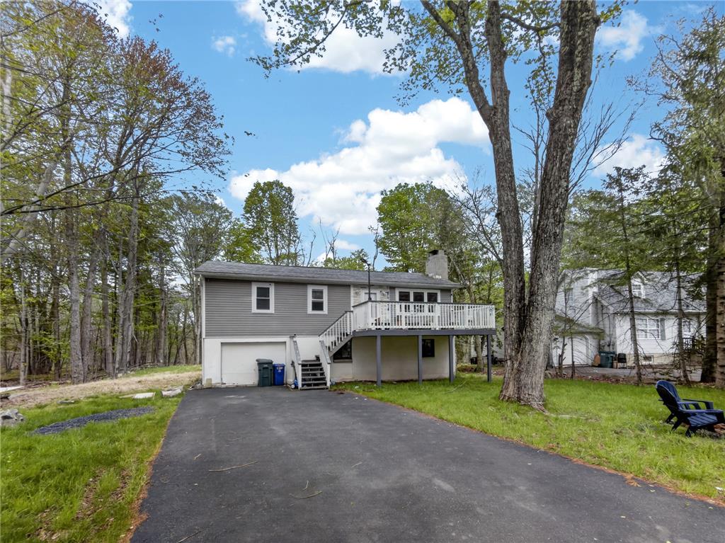 1292 Winding Way Property Photo 2