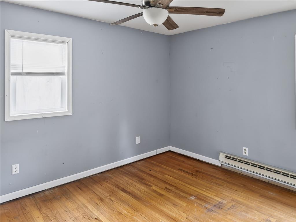 1292 Winding Way Property Photo 13