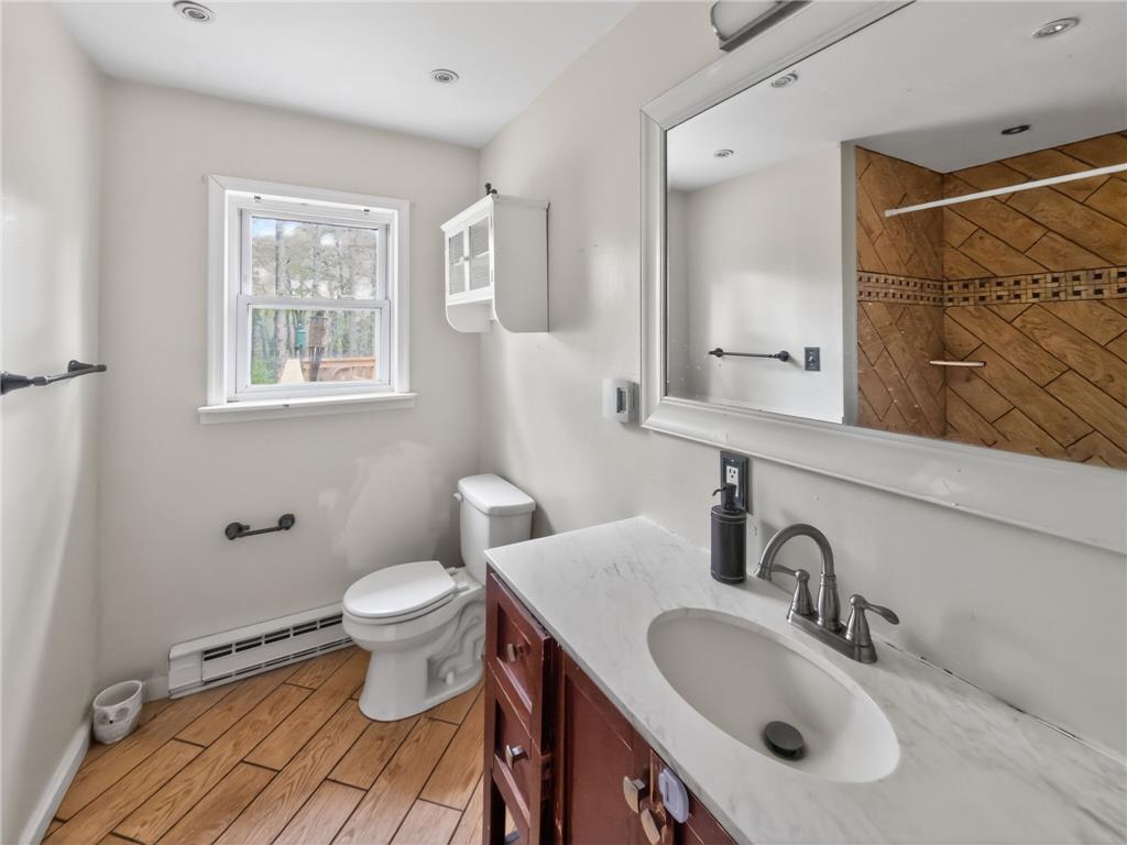 1292 Winding Way Property Photo 18