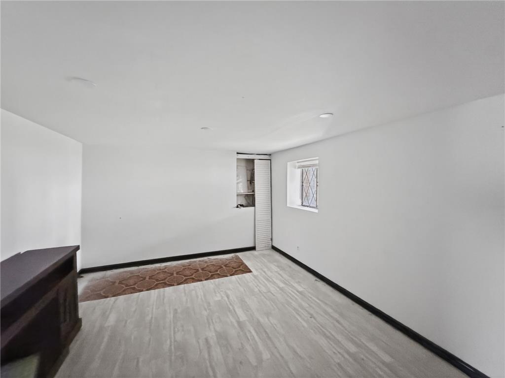 1292 Winding Way Property Photo 22