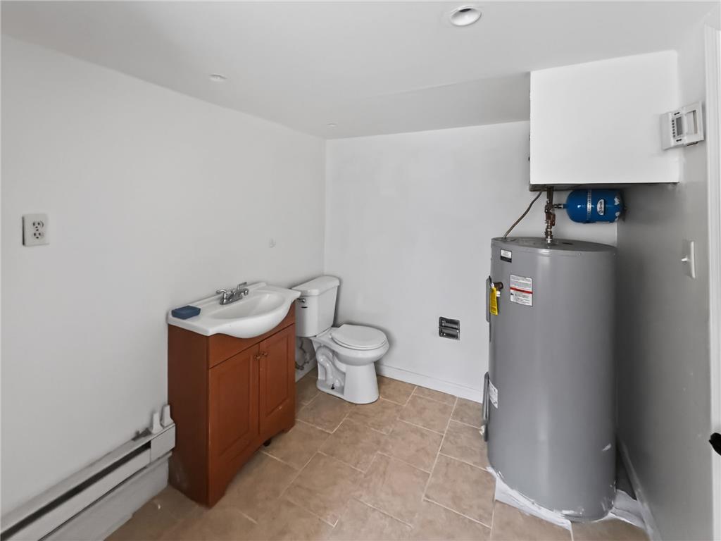 1292 Winding Way Property Photo 28
