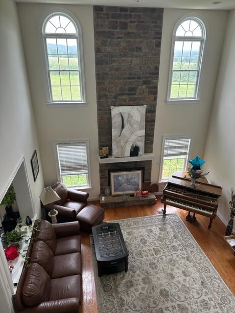 120 Fox Run Property Photo 7