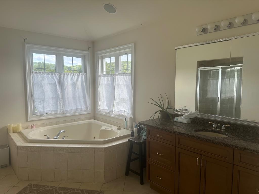 120 Fox Run Property Photo 17