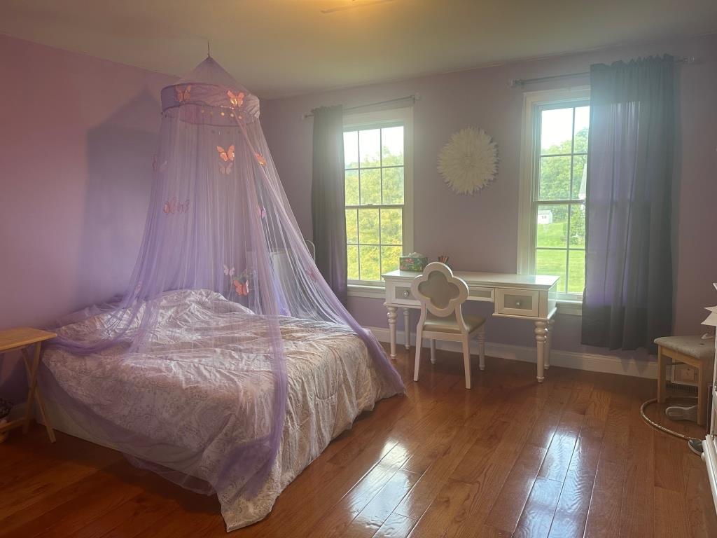 120 Fox Run Property Photo 22