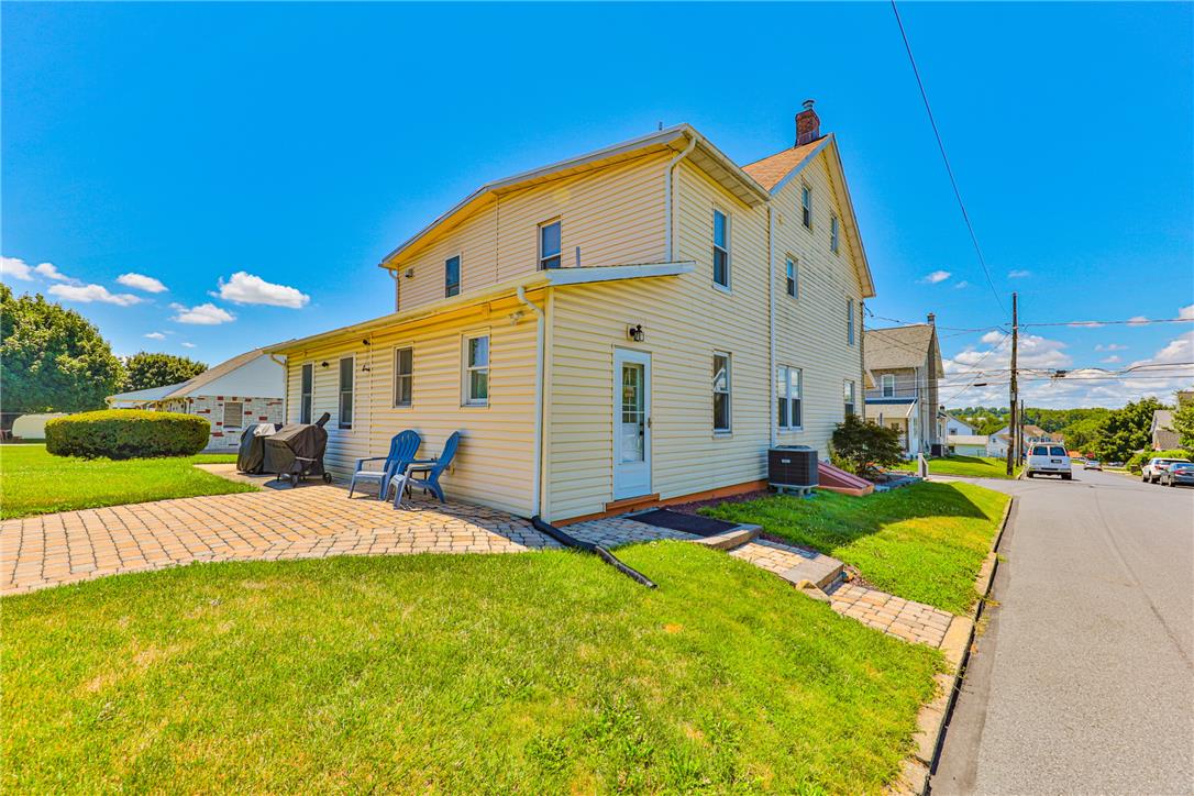 3121 North Hobson Street Property Photo 7
