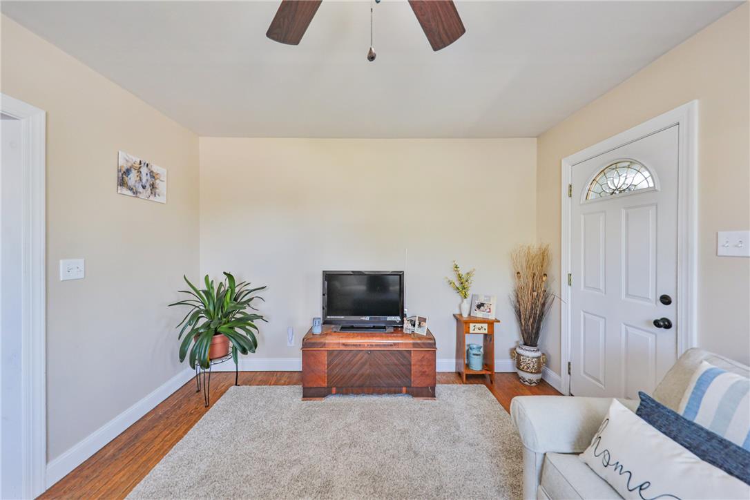 3121 North Hobson Street Property Photo 11
