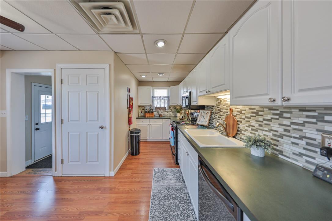 3121 North Hobson Street Property Photo 18
