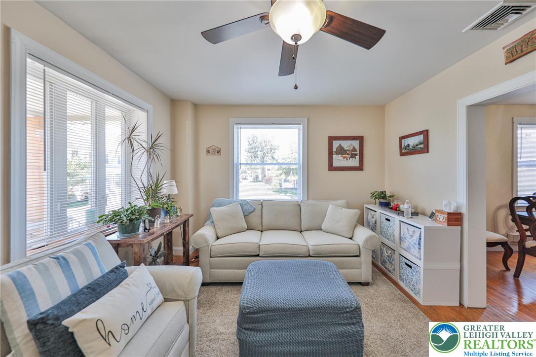 3121 North Hobson Street Property Photo 21