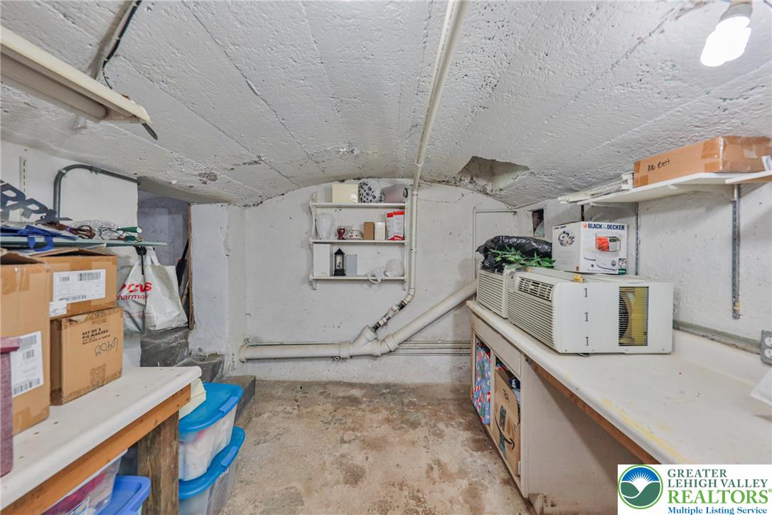 3121 North Hobson Street Property Photo 61