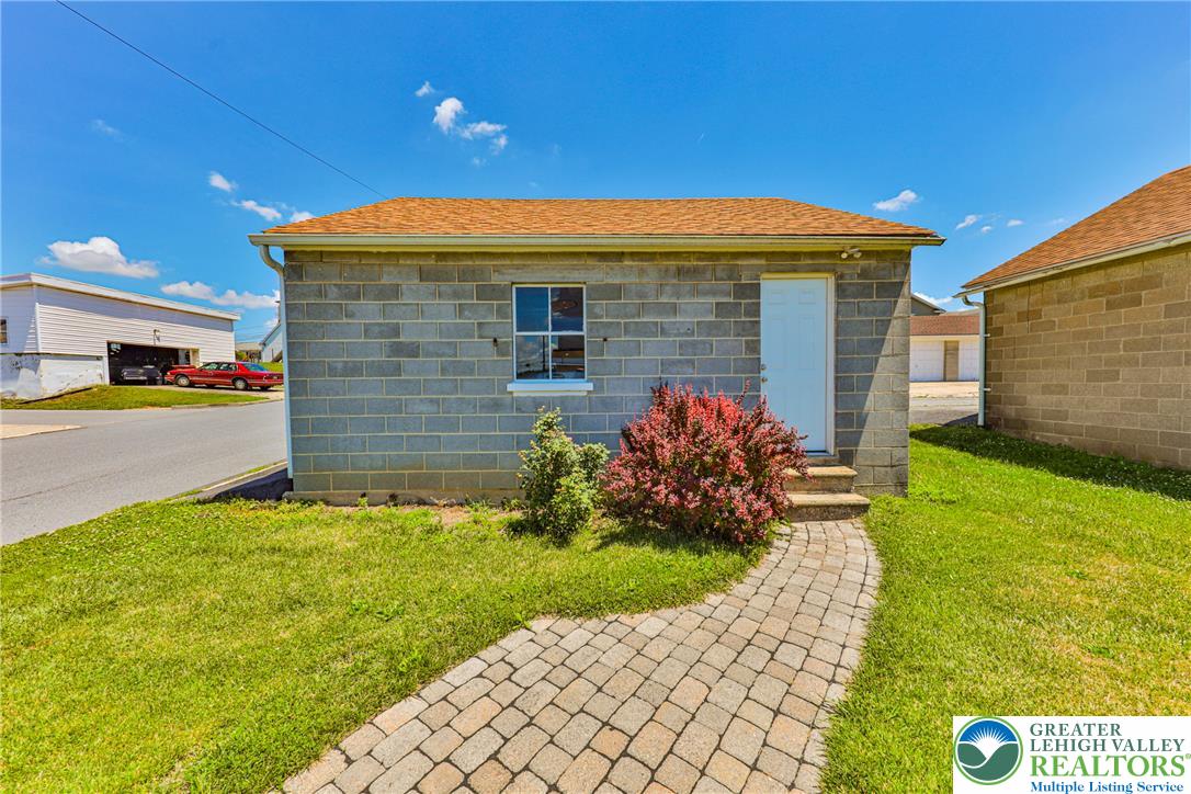 3121 North Hobson Street Property Photo 66