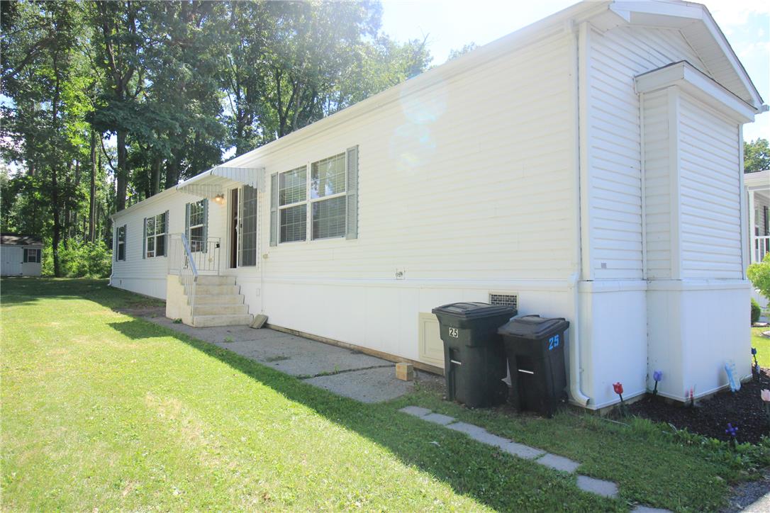 8220 Airport 25 Property Photo 1