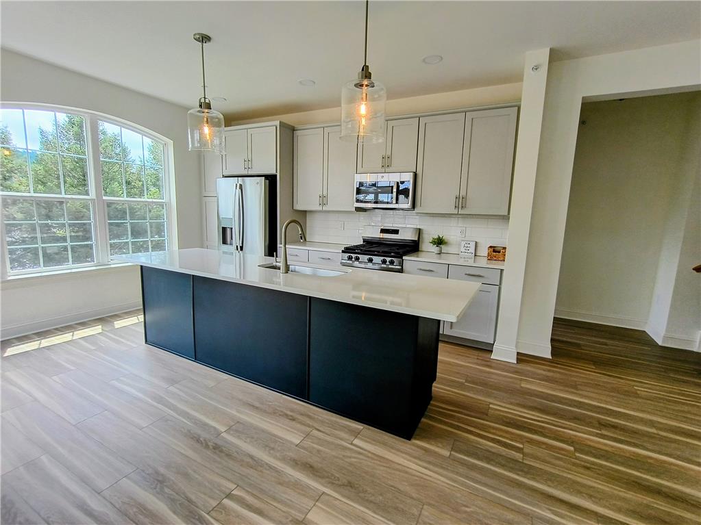 868 Veneto Court Property Photo 15